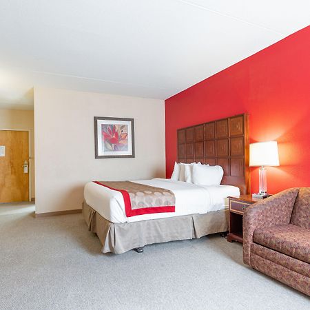 Ramada By Wyndham Columbus North Hotel Westerville Exterior foto